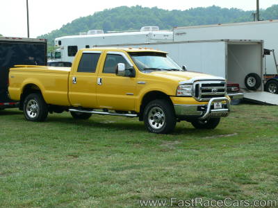 Yellow F-350 Ford Crew Cab Yellow F-350 Ford Crew Cab